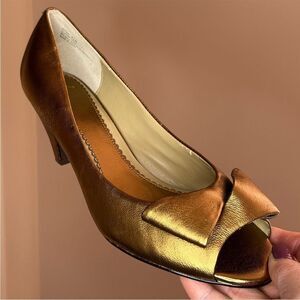 EUC Markon Leather Heels(size 8.5)